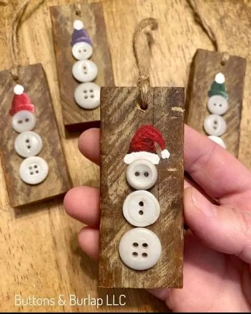 Creative Christmas hang tags using buttons for festive gift wrapping.