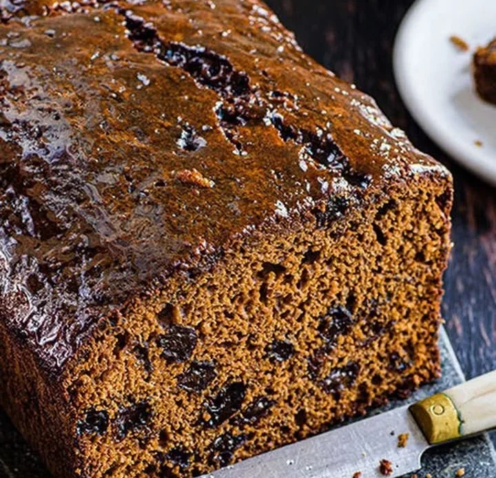 Delicious Malt Loaf Cake with rich flavors and a sweet malt aroma
